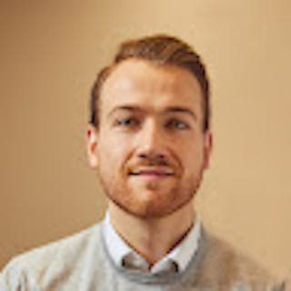 Niklas F.